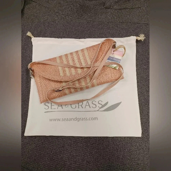 Sea &  Grass NWT Blush Shoulder Bag Clutch - Picture 2 of 6